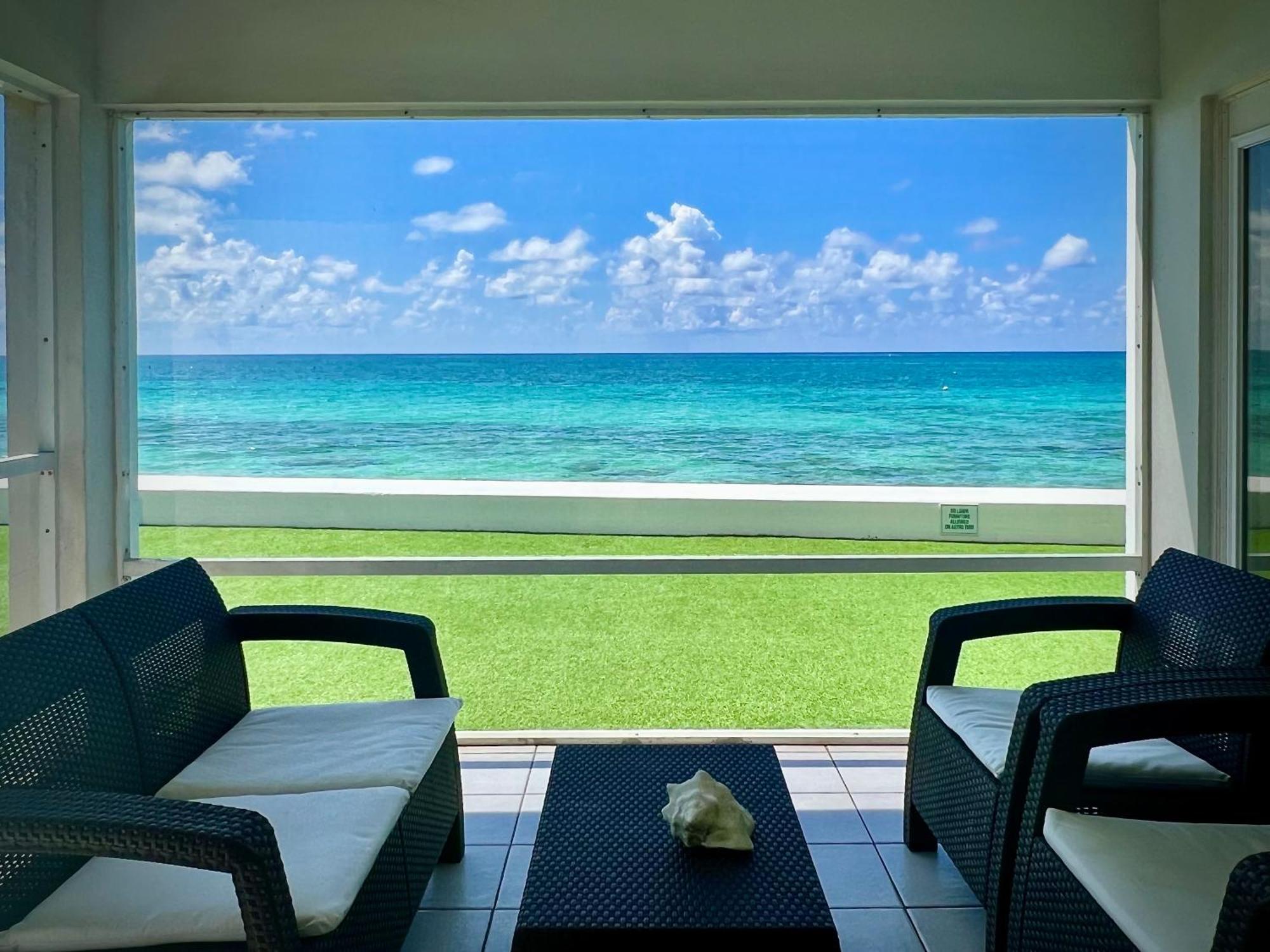 Regal Beach Club George Town Room photo