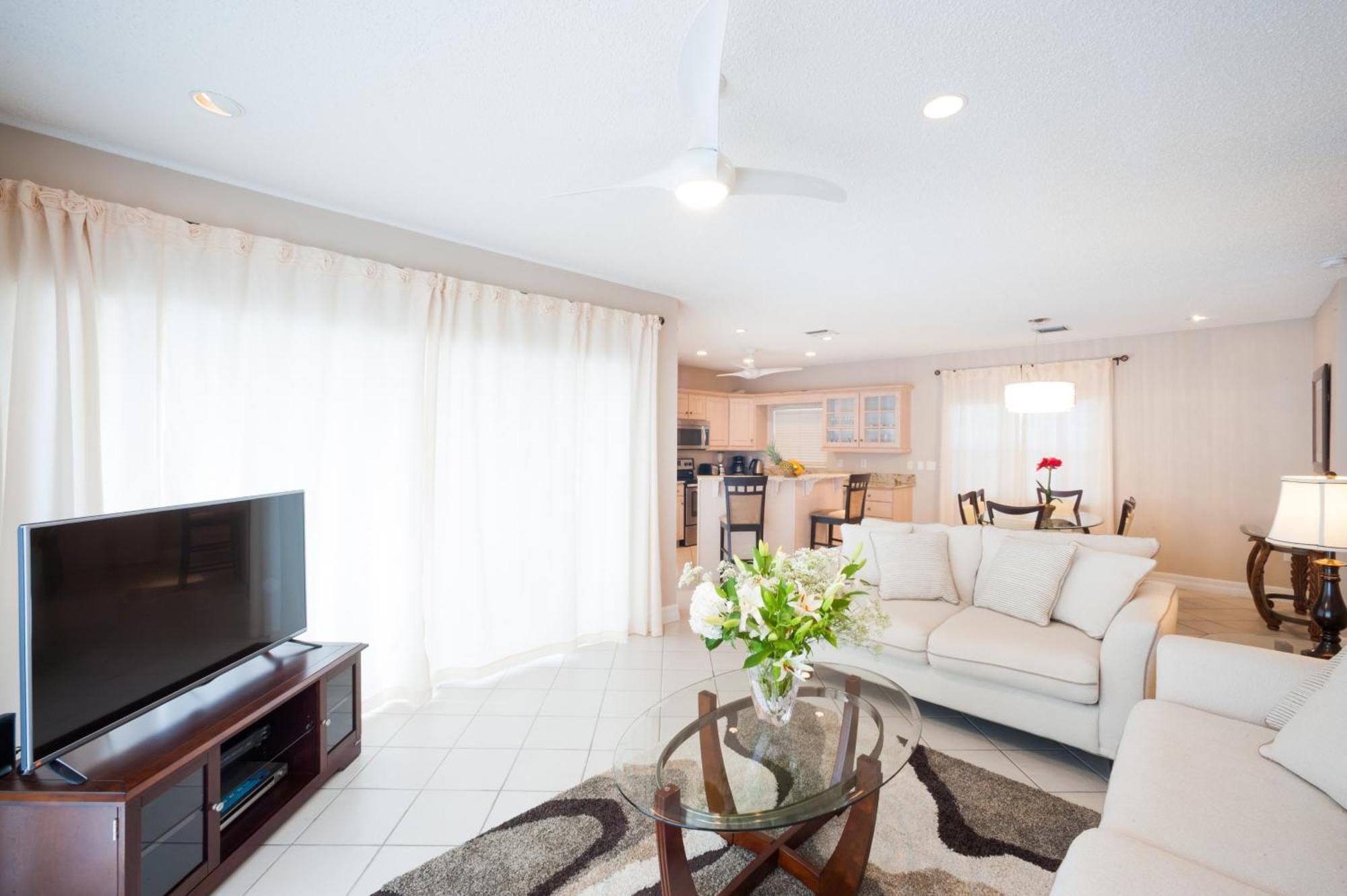 Regal Beach Club George Town Room photo