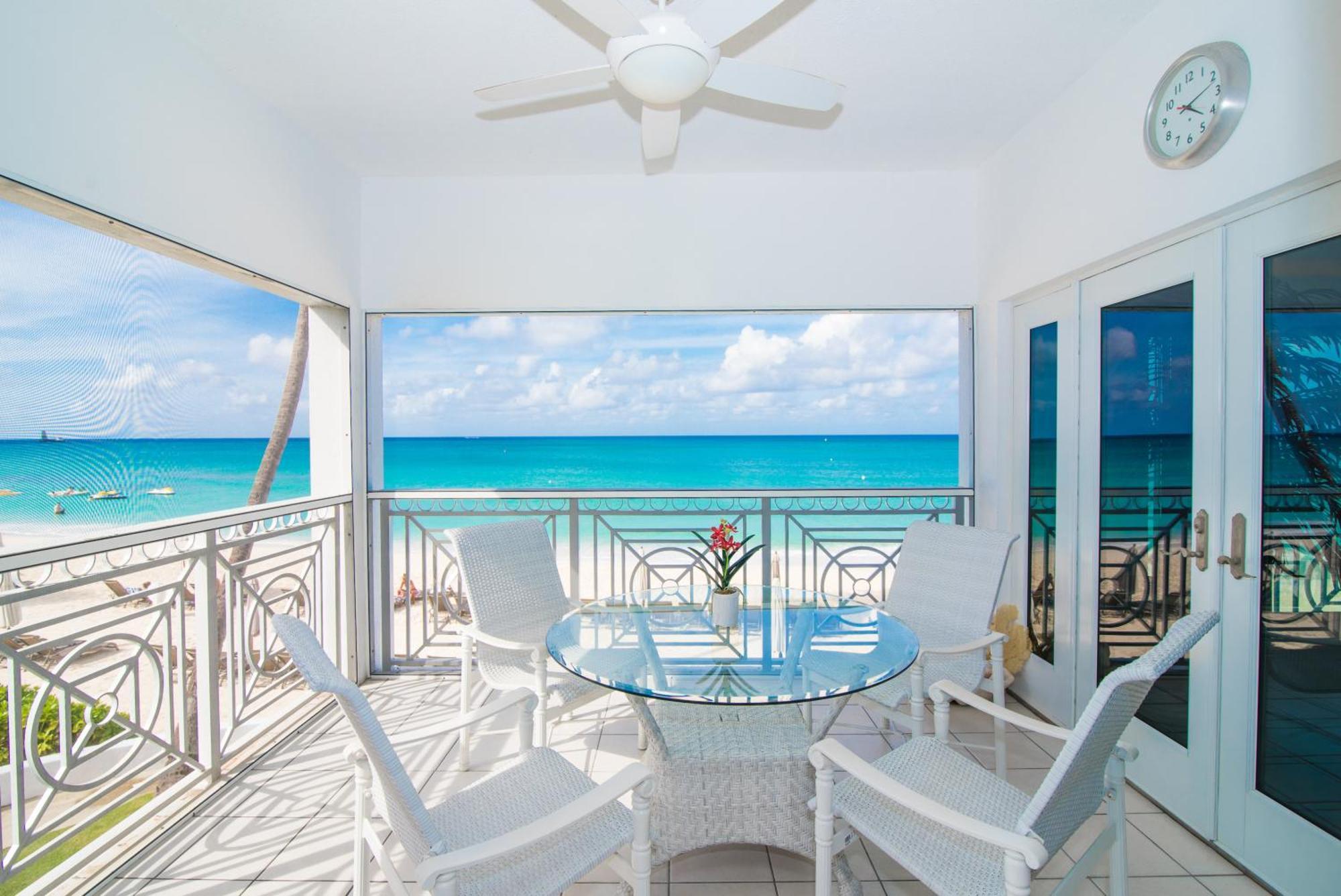 Regal Beach Club George Town Room photo