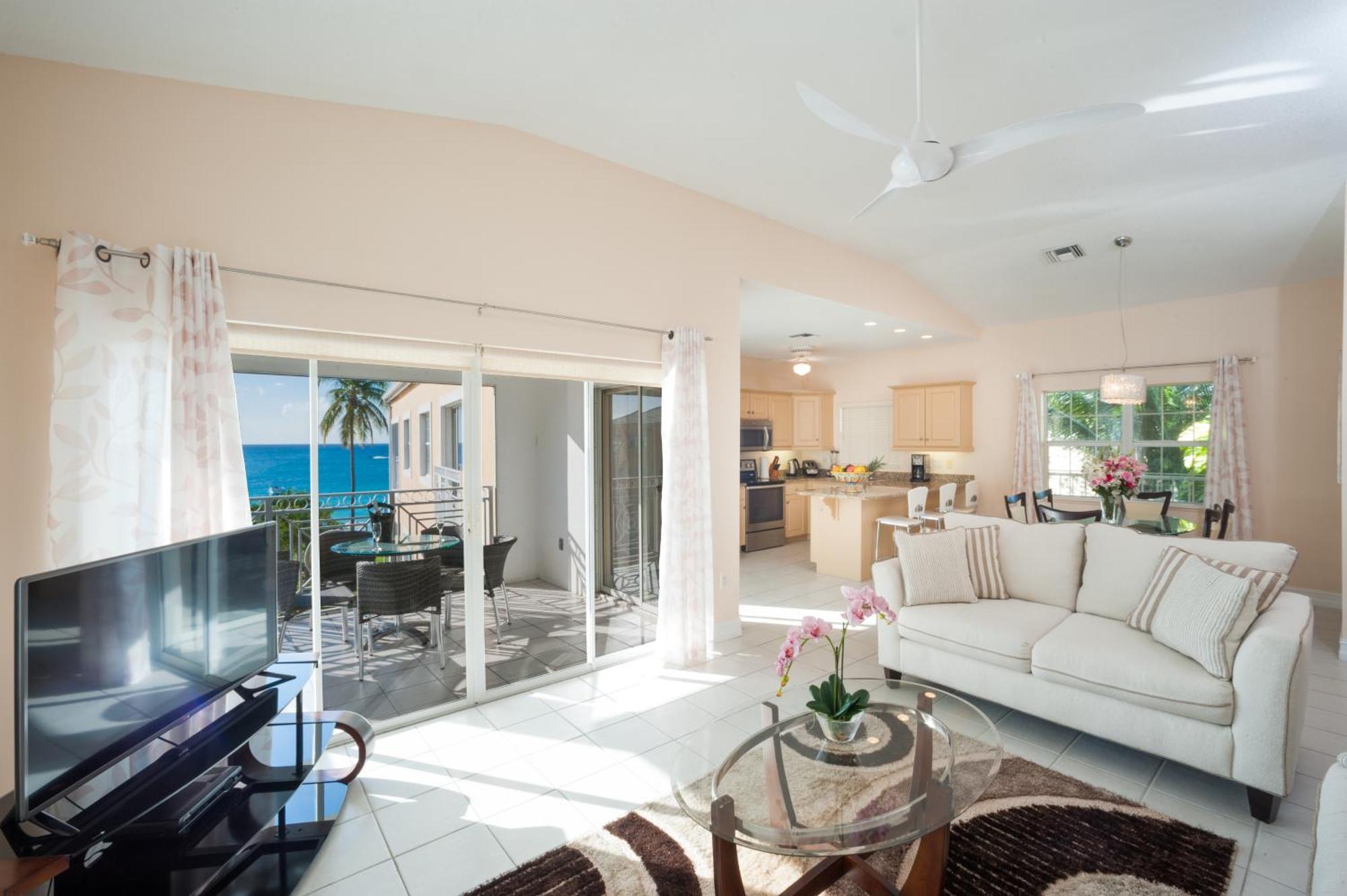 Regal Beach Club George Town Room photo