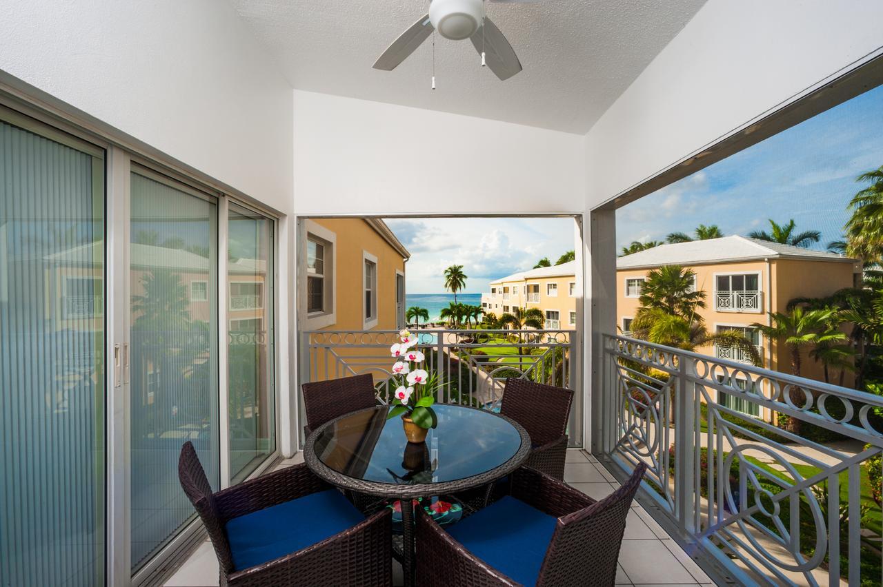 Regal Beach Club George Town Room photo